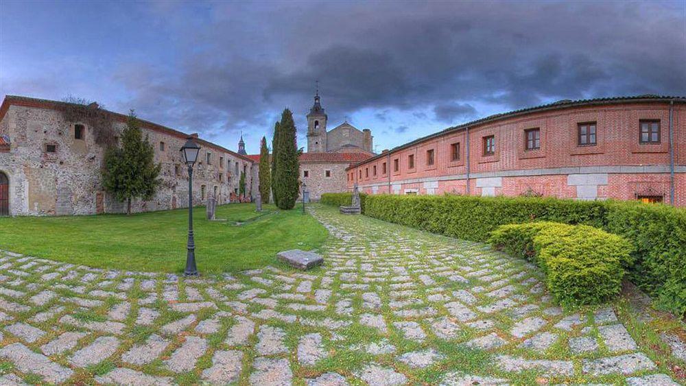 Sheraton Santa Maria De El Paular Hotel Rascafría Exterior foto